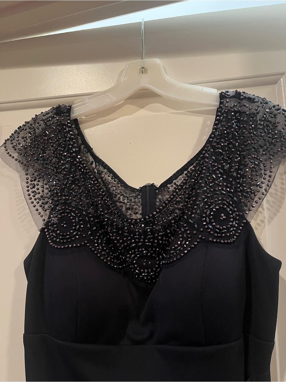 Elegant Navy Blue Beaded Cap-Sleeve Evening Dress - Picture 2 of 7